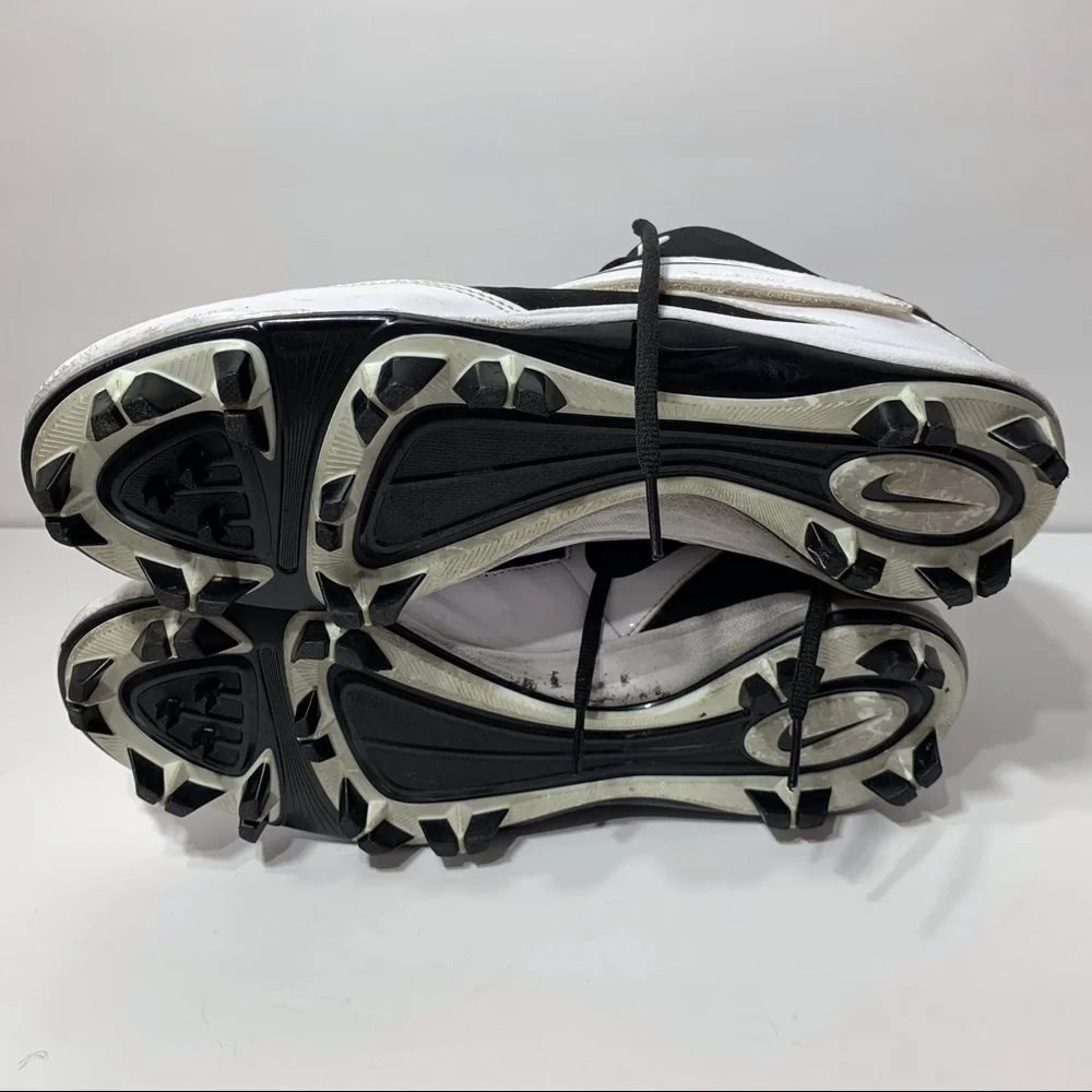 EUC Nike CJ81 Football Cleats‎ Lace-up Velcro Close